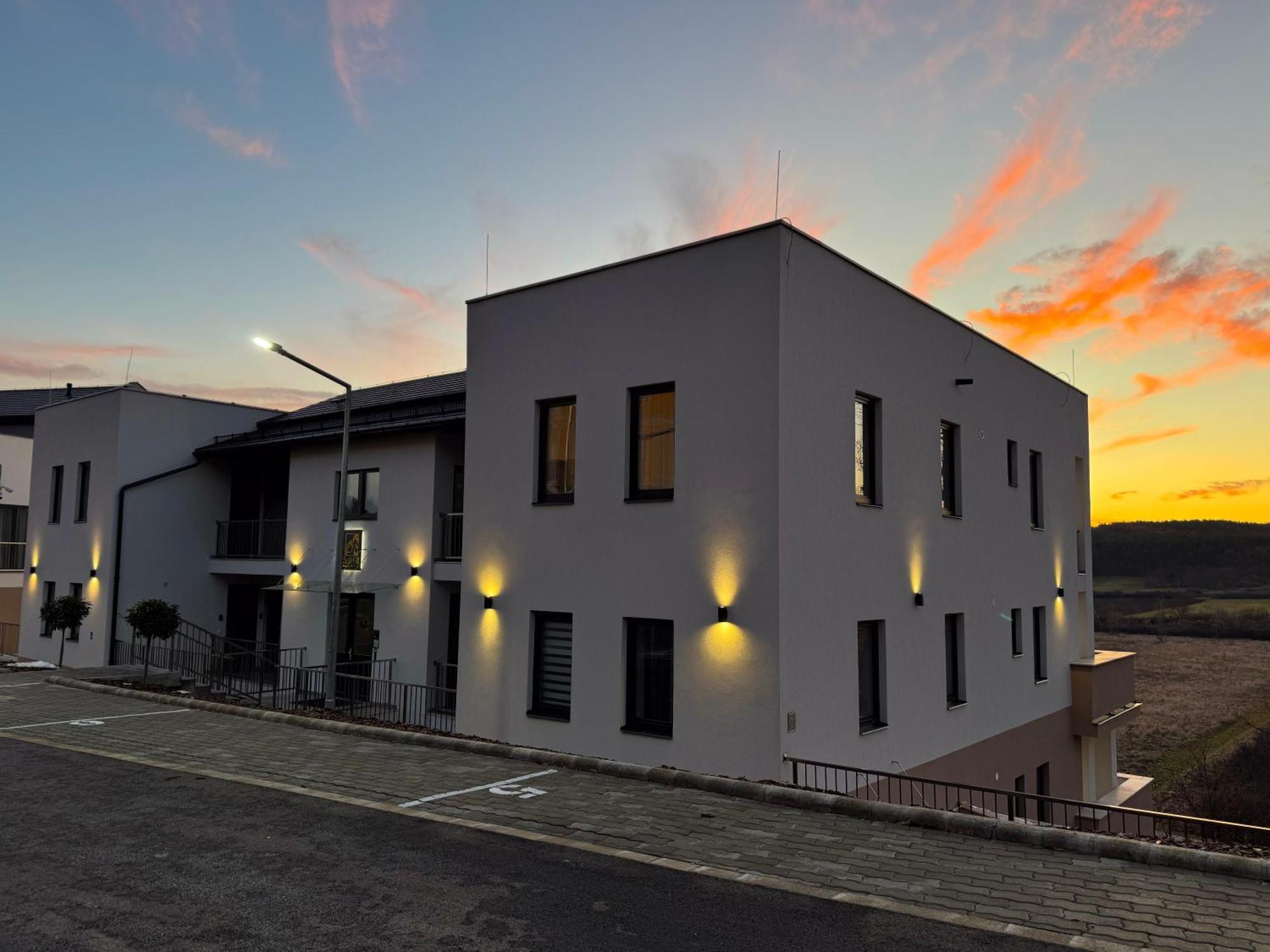 Salt Hill Premium Apartments Egerszalók Exterior foto